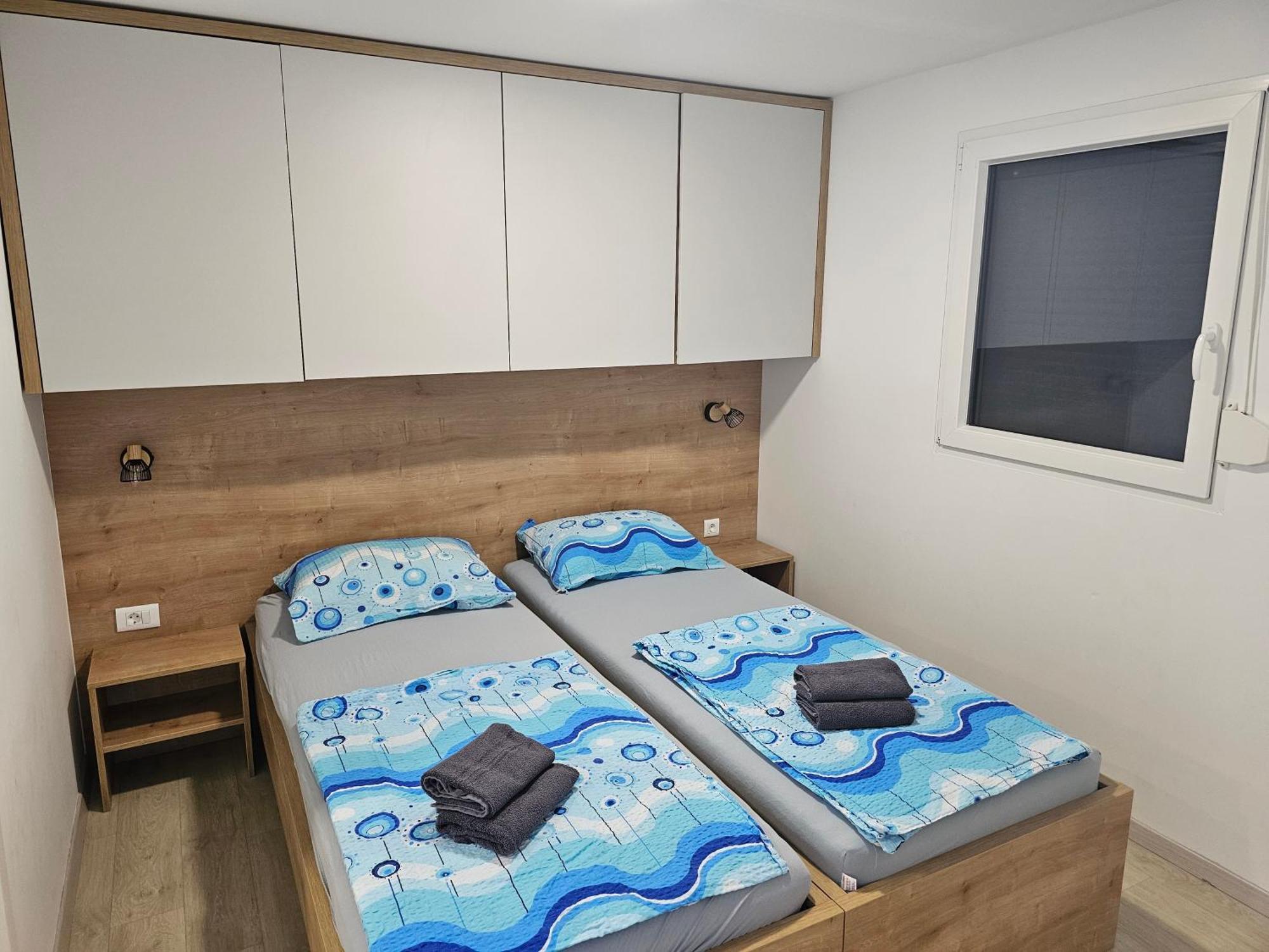 Mobile Home Tina Tisno Buitenkant foto
