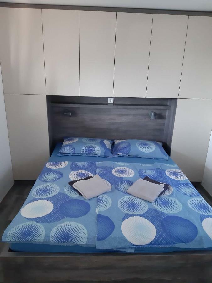 Mobile Home Tina Tisno Buitenkant foto